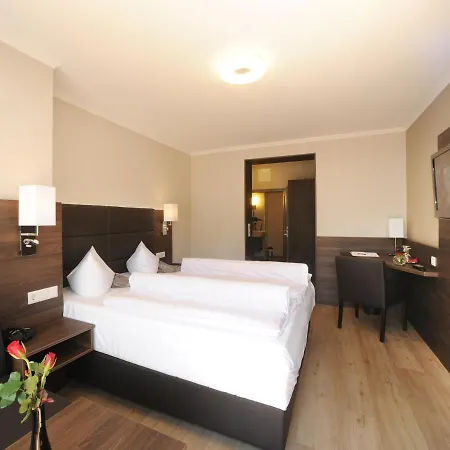 Bernrieder Hof Gmbh Hotel