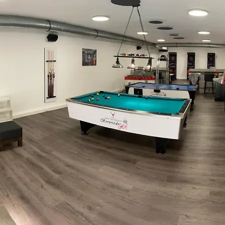 فندق Bernrieder Hof Gmbh بِرنريد