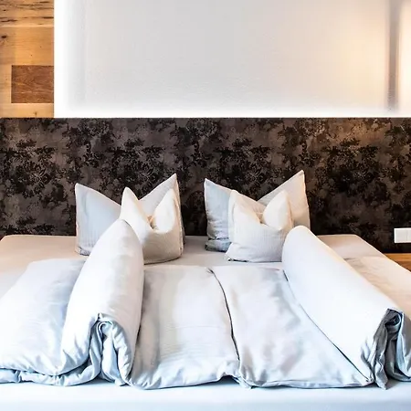 Hotel Bernrieder Hof 4*