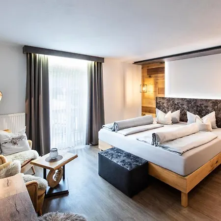 Bernrieder Hof Gmbh فندق بِرنريد